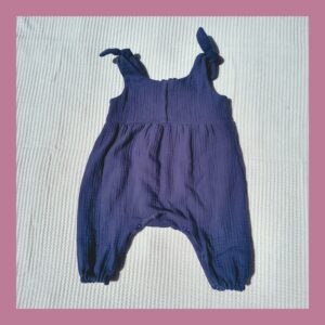 mitwachsende Baby-Latzhose aus 100% Baumwolle Musselin Gr. 50-56 - 2.Wahl
